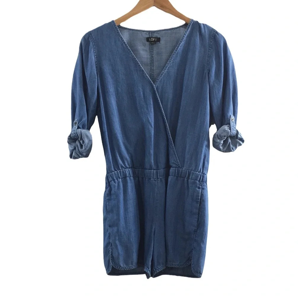 LOFT Ann Taylor Chambray Rompers Shorts Womens 00 Light Wash Denim Roll Tab